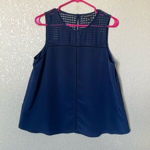 Banana Republic navy blue sleeveless top. Size medium.